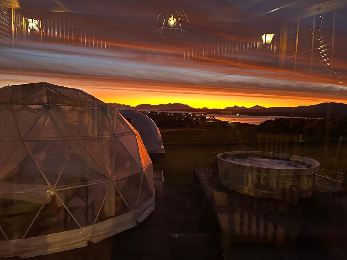 Garden Domes Villa Puerto Natales Exteriör bild