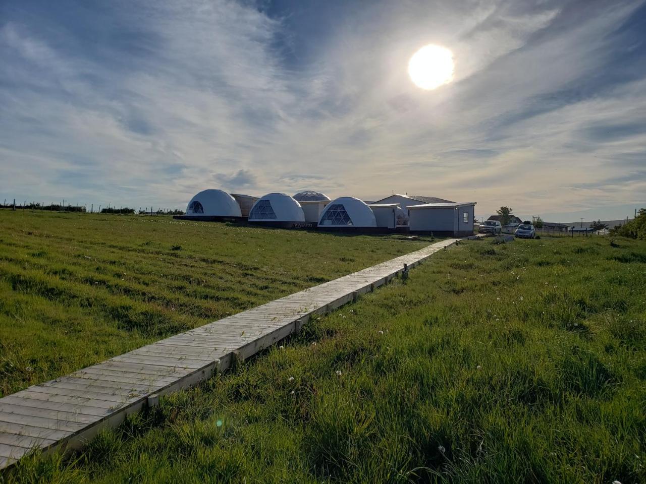 Garden Domes Villa Puerto Natales Exteriör bild